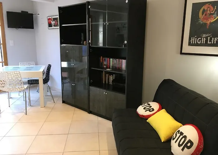 La Citadelle بيت للعطل Puycelci